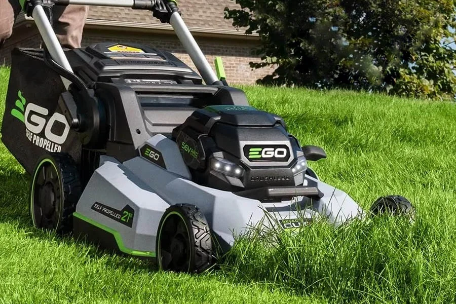 self propelled battery mower